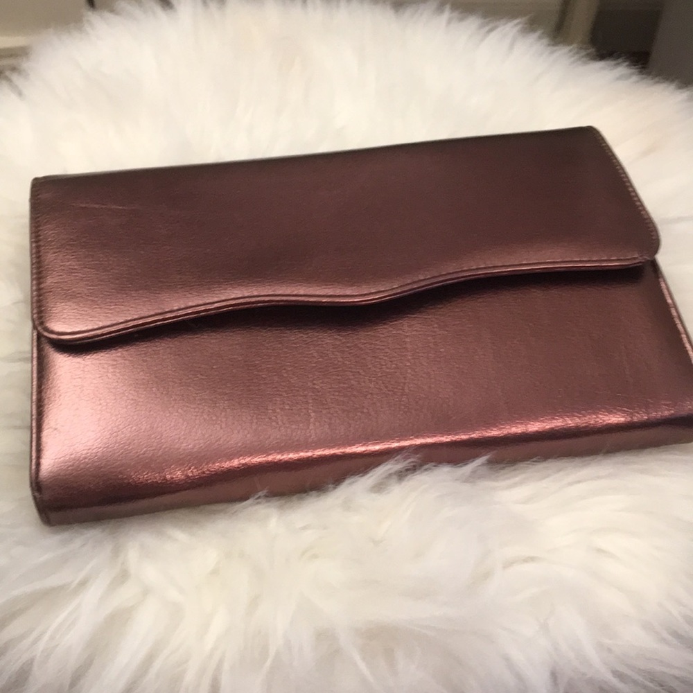 ❤️💫Metallic crossbody/clutch